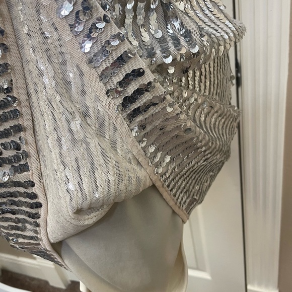 NWT!! Beautiful DO+BE sequin dress - Picture 9 of 9